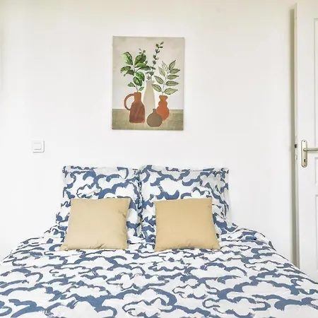 Apartment Le Safari - Face Gare - Parking - Familial & Architecte - Rent Immo *
