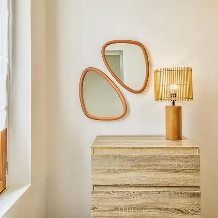 Apartment Le Safari - Face Gare - Parking - Familial & Architecte - Rent Immo *